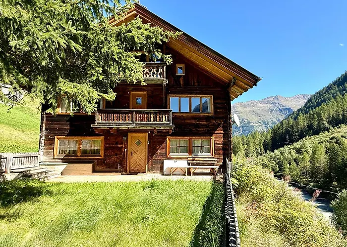 Haus Freistabl - Uriges Bauernhaus Fuer 6 Personen Mit Sauna & Bergblick Im Oetztal